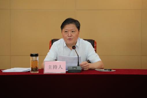 商務區集團舉辦學習貫徹黨的十九屆四中全會精神輪訓輔導講座