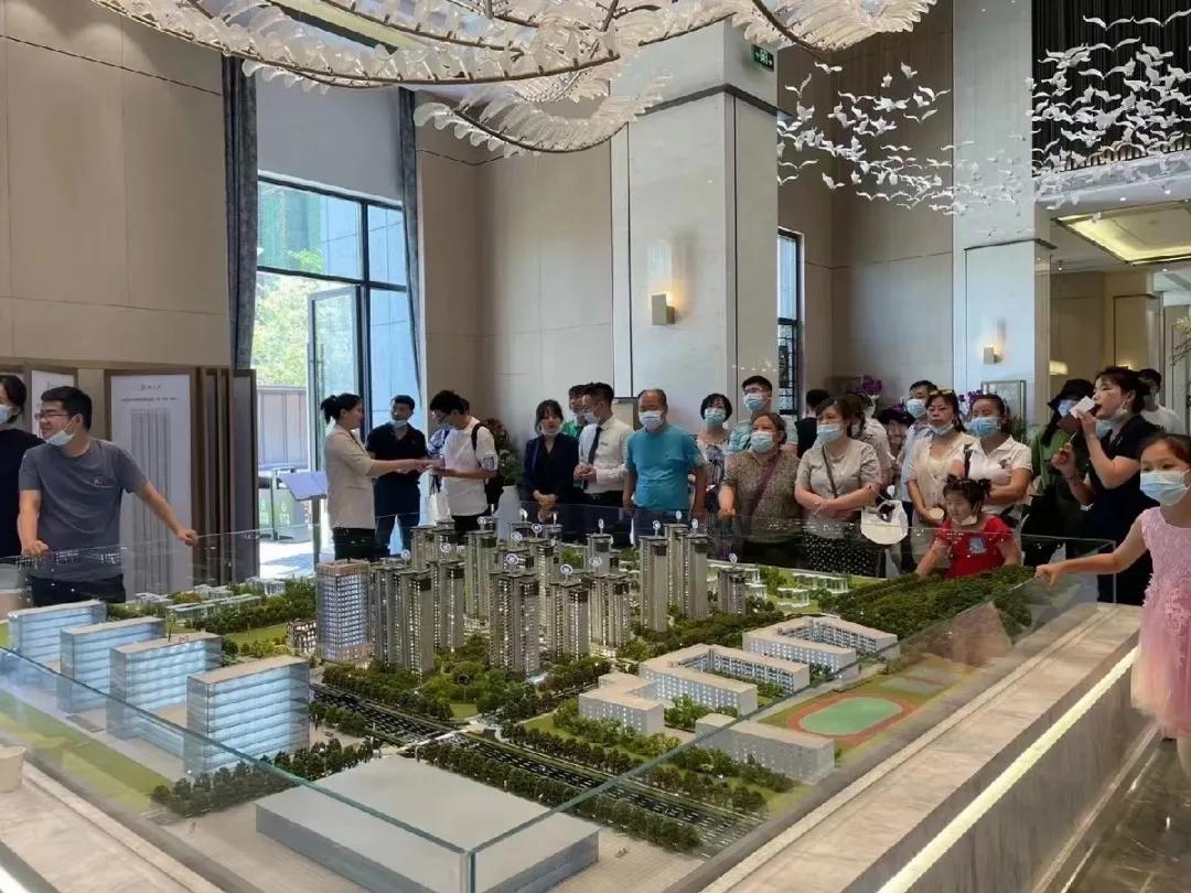 有一種拼搏,叫永不停歇 | 城建置業端午奮戰贏捷報