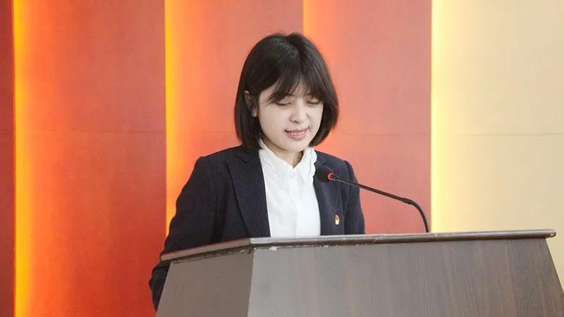 商務區集團召開作風建設大會暨沖刺一季度工作部署會