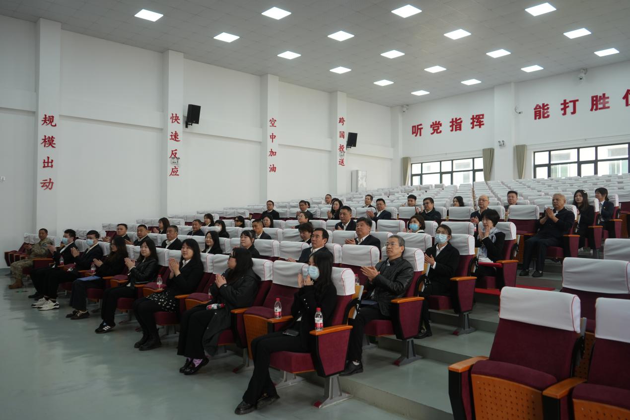 傳承紅色基因 弘揚愛國精神|商務區集團開展“學黨史,守初心,勇作為,開新局”主題黨日活動