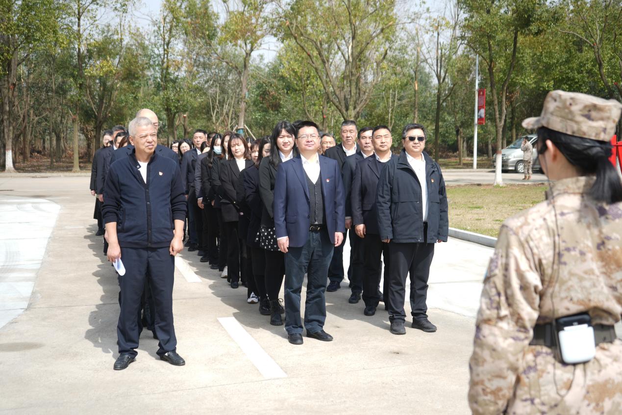傳承紅色基因 弘揚愛國精神|商務區集團開展“學黨史,守初心,勇作為,開新局”主題黨日活動